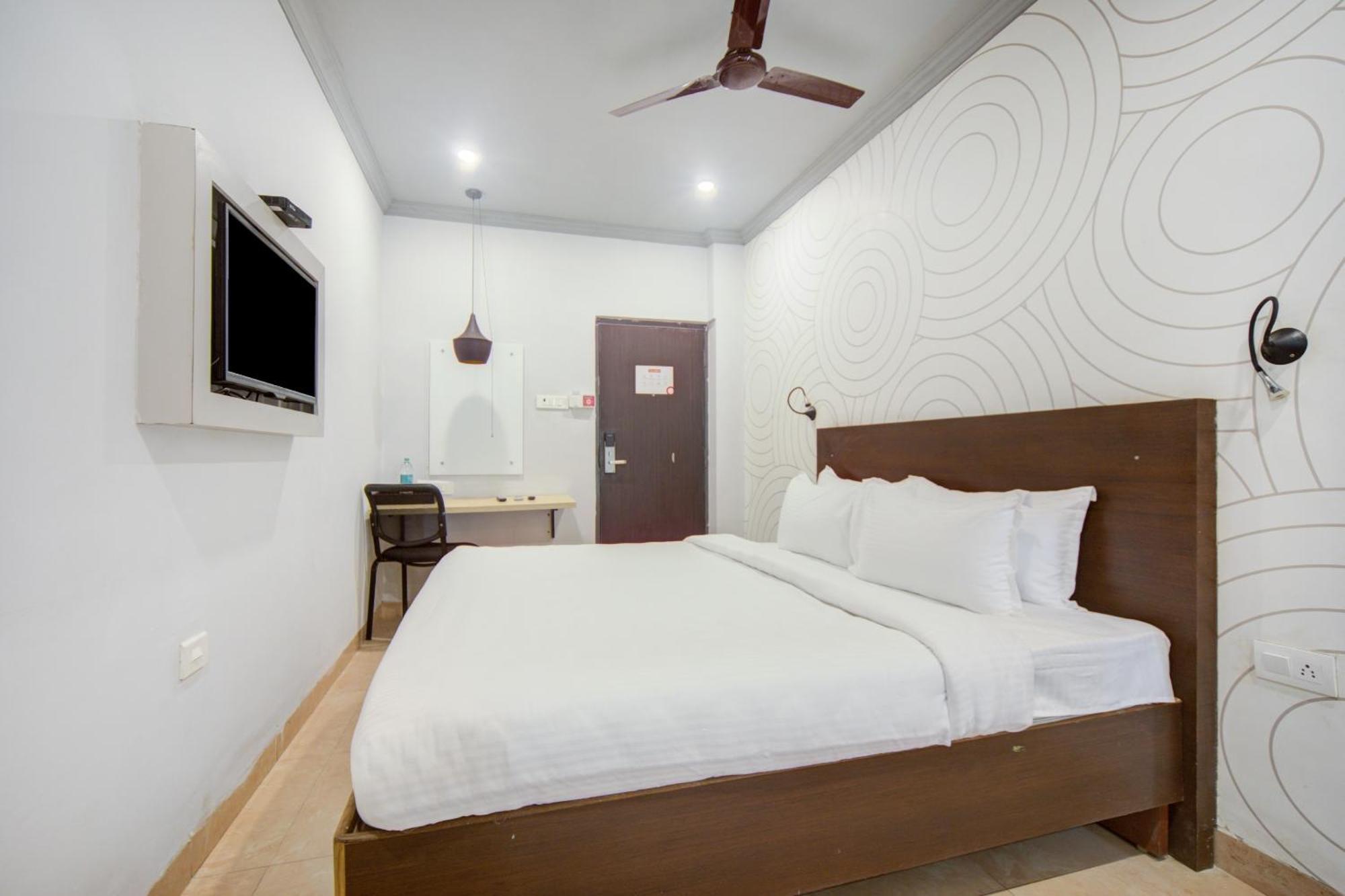 Hotel O Everest 4*